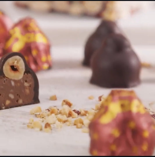 Baci® Perugina® Bijou Karamellisierte Mandel - Knuspernd. Sanft. Überraschend 150g