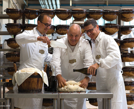 Espresso Furore Fraccaro Weihnachtskuchen Pandoro - Goldenes Brot Firma Fraccaro Bäckerei